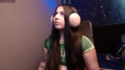 Snapshot of sweety_ashly chatting on February 2025 02:35:02 PM Ashley 3 online show from February 2025 02:35:02 PM