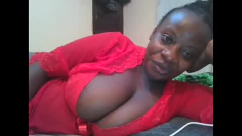 sweetyass25 online show from May 2026 06:02:02 PM