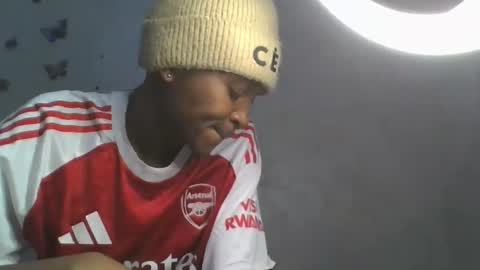 Snapshot of sweetypussy01 chatting on October 2025 05:13:01 PM sweetypussy01 online show from October 2025 05:13:01 PM