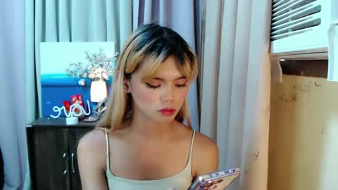 Snapshot of sweetytrannygirlxx chatting on December 2024 06:54:01 AM Megan online show from December 2024 06:54:01 AM