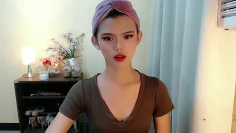 Snapshot of sweetytrannygirlxx chatting on February 2025 03:29:02 AM Megan online show from February 2025 03:29:02 AM