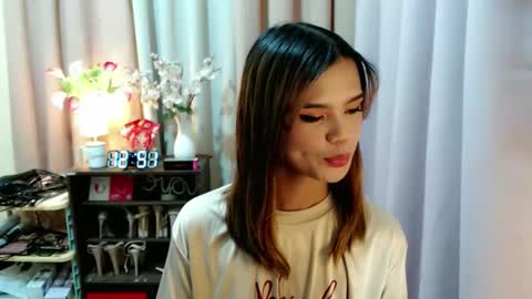 Snapshot of sweetytrannygirlxx chatting on February 2026 04:52:01 AM Megan online show from February 2026 04:52:01 AM