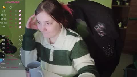 Snapshot of sweetyyfox chatting on February 2026 03:00:01 PM Fox online show from February 2026 03:00:01 PM