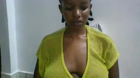 sweetz_candice online show from October 2025 12:31:02 AM