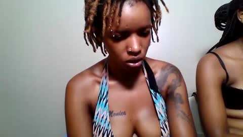 Snapshot of sweetz_candice chatting on May 2026 06:37:01 PM sweetz_candice online show from May 2026 06:37:01 PM