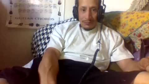 Snapshot of sweezybrown1 chatting on April 2026 08:46:02 PM MR. SWEEZY online show from April 2026 08:46:02 PM