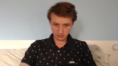 Snapshot of swetieecharmm chatting on February 2026 10:14:02 AM Cat online show from February 2026 10:14:02 AM