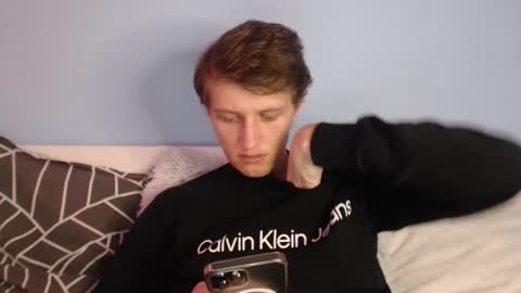 Snapshot of swetieecharmm chatting on February 2026 09:23:01 PM Cat online show from February 2026 09:23:01 PM