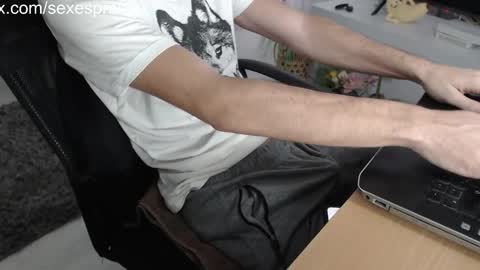 SwetLittleBoy4u online show from November 2025 10:14:01 AM