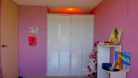 swettcabol online show from September 2025 07:59:01 PM