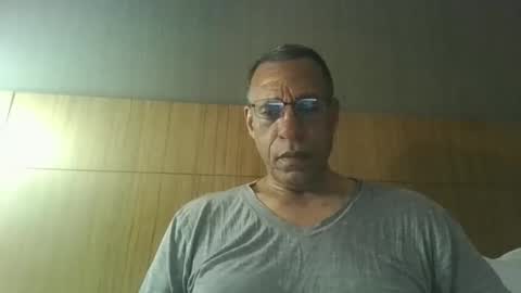 swimmerbod2495 online show from April 2026 07:50:02 AM