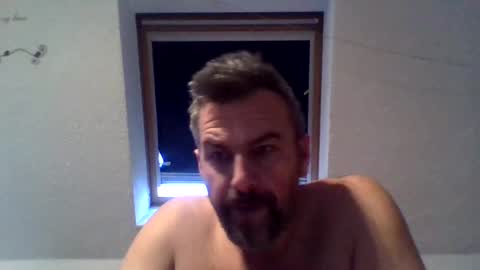 swinger_men_austria online show from January 2025 07:51:02 AM