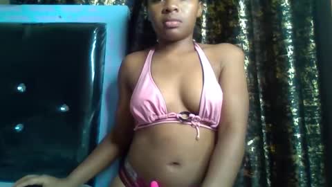 Snapshot of swit_candy chatting on February 2026 02:02:01 PM Candy online show from February 2026 02:02:01 PM