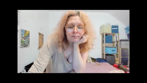 Snapshot of switchlorenx chatting on December 2024 12:23:01 PM switchlorenx online show from December 2024 12:23:01 PM