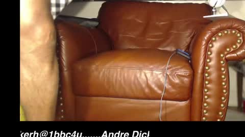 Snapshot of swolebbc chatting on December 2024 07:32:01 AM The DickGod online show from December 2024 07:32:01 AM