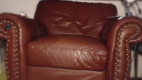 Snapshot of swolebbc chatting on March 2025 12:09:02 PM The DickGod online show from March 2025 12:09:02 PM