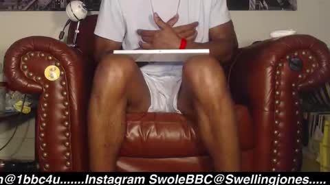 Snapshot of swolebbc chatting on September 2025 03:39:01 AM The DickGod online show from September 2025 03:39:01 AM