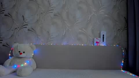 Snapshot of swweetangel chatting on February 2025 10:15:02 AM Ana online show from February 2025 10:15:02 AM