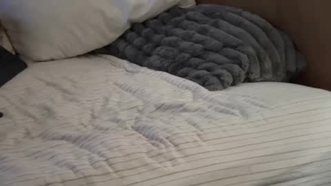 Snapshot of sxymn123 chatting on February 2025 08:38:01 AM SissyDenver online show from February 2025 08:38:01 AM