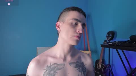 Snapshot of syd_onnfire chatting on November 2025 07:01:02 PM Syd online show from November 2025 07:01:02 PM