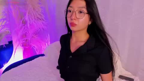 Snapshot of sydney_miller_ chatting on June 2026 12:24:02 AM Sydney online show from June 2026 12:24:02 AM