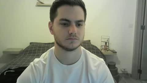 syl092 online show from December 2024 06:17:02 PM