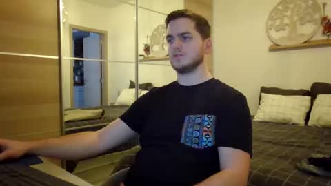 syl092 online show from January 2025 05:33:02 PM