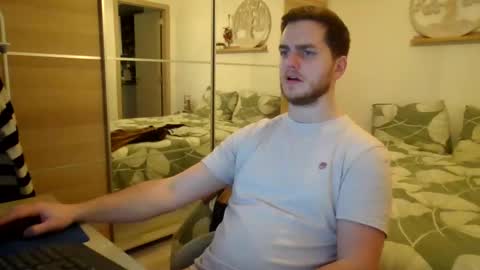 syl092 online show from January 2025 06:34:02 PM