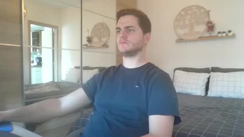 syl092 online show from February 2025 02:13:01 PM