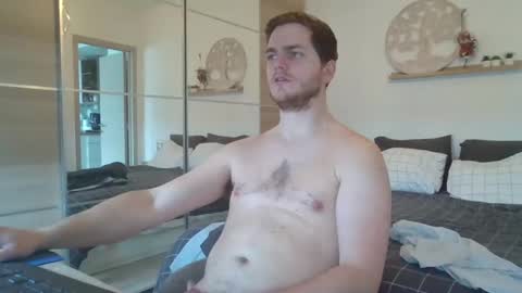 syl092 online show from February 2025 02:02:01 PM