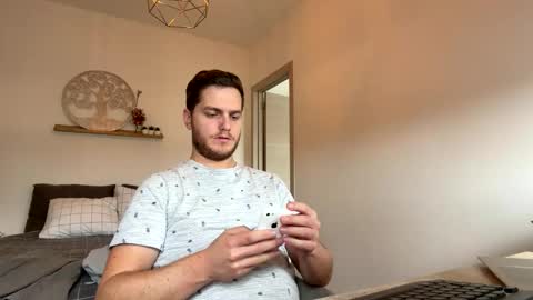 syl092 online show from April 2026 12:53:02 PM