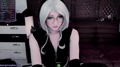Snapshot of sylvie_fey chatting on January 2025 12:07:01 AM Sylvie online show from January 2025 12:07:01 AM