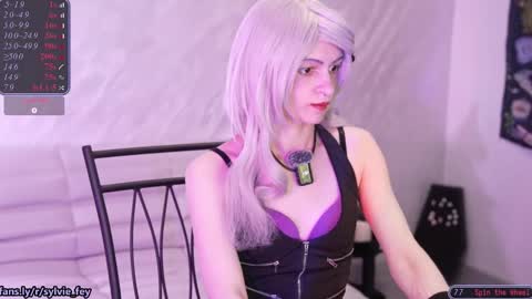 Snapshot of sylvie_fey chatting on September 2025 07:04:02 PM Sylvie online show from September 2025 07:04:02 PM