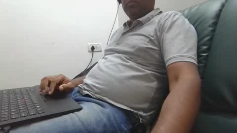 Snapshot of symond_jns chatting on October 2025 09:11:01 AM symond_jns online show from October 2025 09:11:01 AM