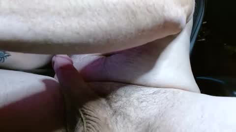 Snapshot of syn_c2c_neb chatting on November 2025 04:18:02 PM Syn online show from November 2025 04:18:02 PM