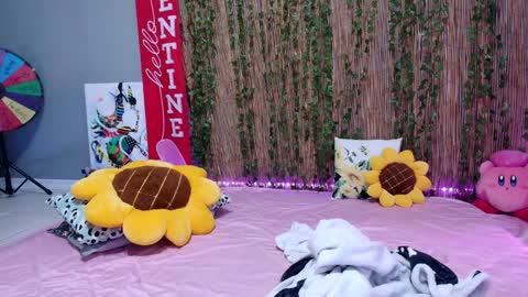 Jennah online show from February 2025 06:02:02 PM