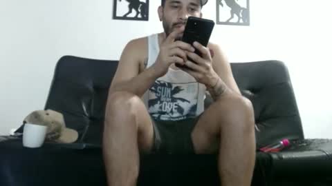 Snapshot of syylar_ chatting on December 2025 10:54:02 AM syylar_ online show from December 2025 10:54:02 AM