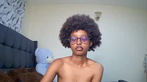 Snapshot of t_okyo chatting on December 2024 10:06:02 AM TOKYO online show from December 2024 10:06:02 AM