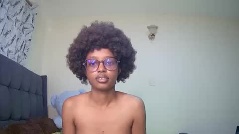 Snapshot of t_okyo chatting on December 2024 11:50:02 AM TOKYO online show from December 2024 11:50:02 AM