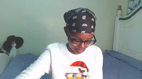 Snapshot of t_okyo chatting on September 2025 04:47:01 AM TOKYO online show from September 2025 04:47:01 AM