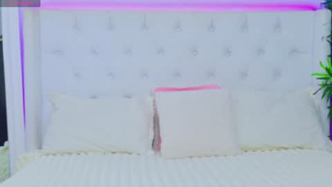 Arianna online show from January 2025 01:09:01 PM