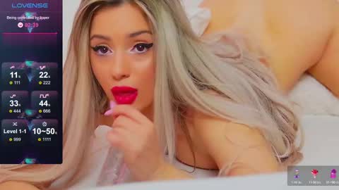 Arianna online show from February 2025 04:41:02 PM