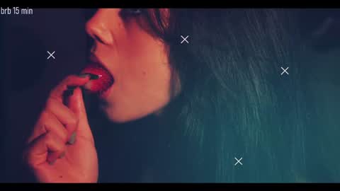 Snapshot of taanni_bc chatting on October 2025 10:04:01 PM TAANNI online show from October 2025 10:04:01 PM