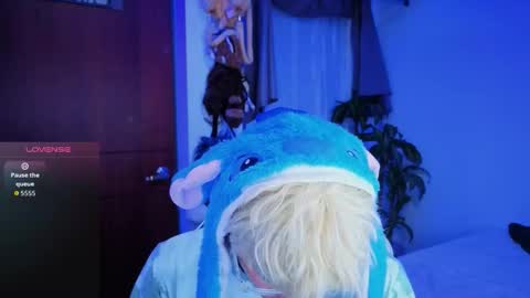 Snapshot of taichi_bluy chatting on December 2025 11:47:02 PM taichi online show from December 2025 11:47:02 PM