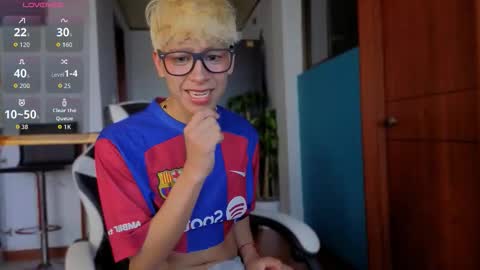 Snapshot of taichi_bluy chatting on January 2026 09:24:01 PM taichi online show from January 2026 09:24:01 PM