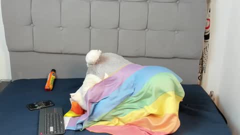 Snapshot of tailor_hot1 chatting on October 2025 03:33:02 PM tailor online show from October 2025 03:33:02 PM