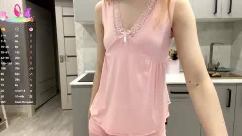 Tessa online show from February 2026 09:05:01 AM