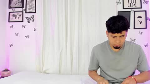 Liam and Juli online show from December 2024 05:06:02 AM