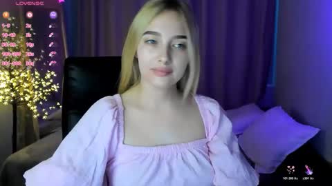 Taisia online show from May 2026 08:10:02 AM