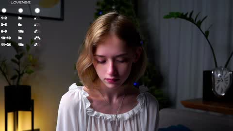 Snapshot of taitehambelton chatting on January 2025 02:11:02 AM Mia online show from January 2025 02:11:02 AM